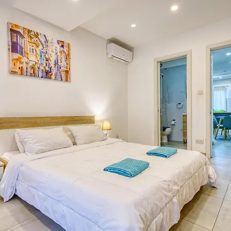 Hub 3br Close To Seafront With Ac *