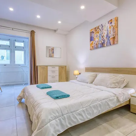 Hub 3br Close To Seafront With Ac Lägenhet Gzira
