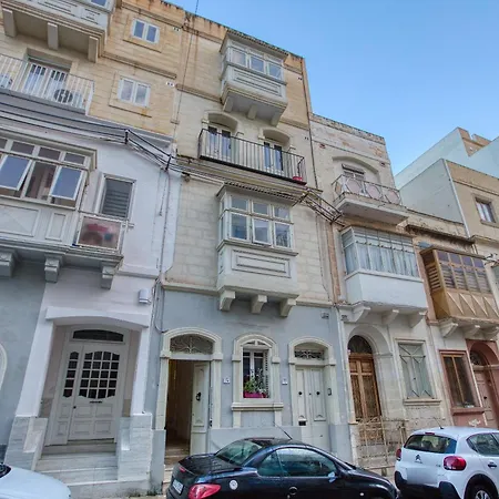 Hub 3br Close To Seafront With Ac Apartamento