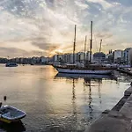Apartament Hub 3br Close To Seafront With Ac