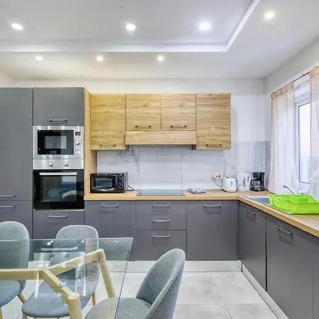 Hub 3br Close To Seafront With Ac * Gzira