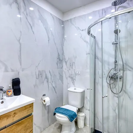 Lejlighed Hub 3br Close To Seafront With Ac *