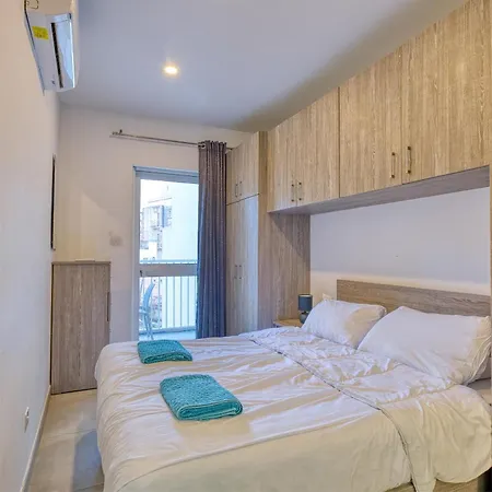 Hub 3br Close To Seafront With Ac *