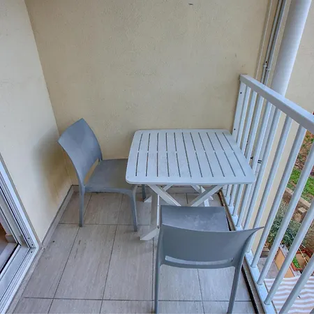 Appartement Hub 3br Close To Seafront With Ac *