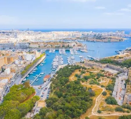Apartman Hub 3br Close To Seafront With Ac Gżira