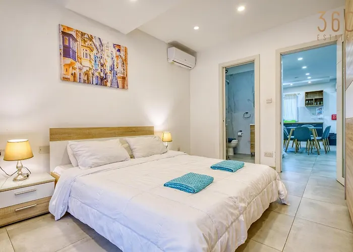 Hub 3br Close To Seafront With Ac *